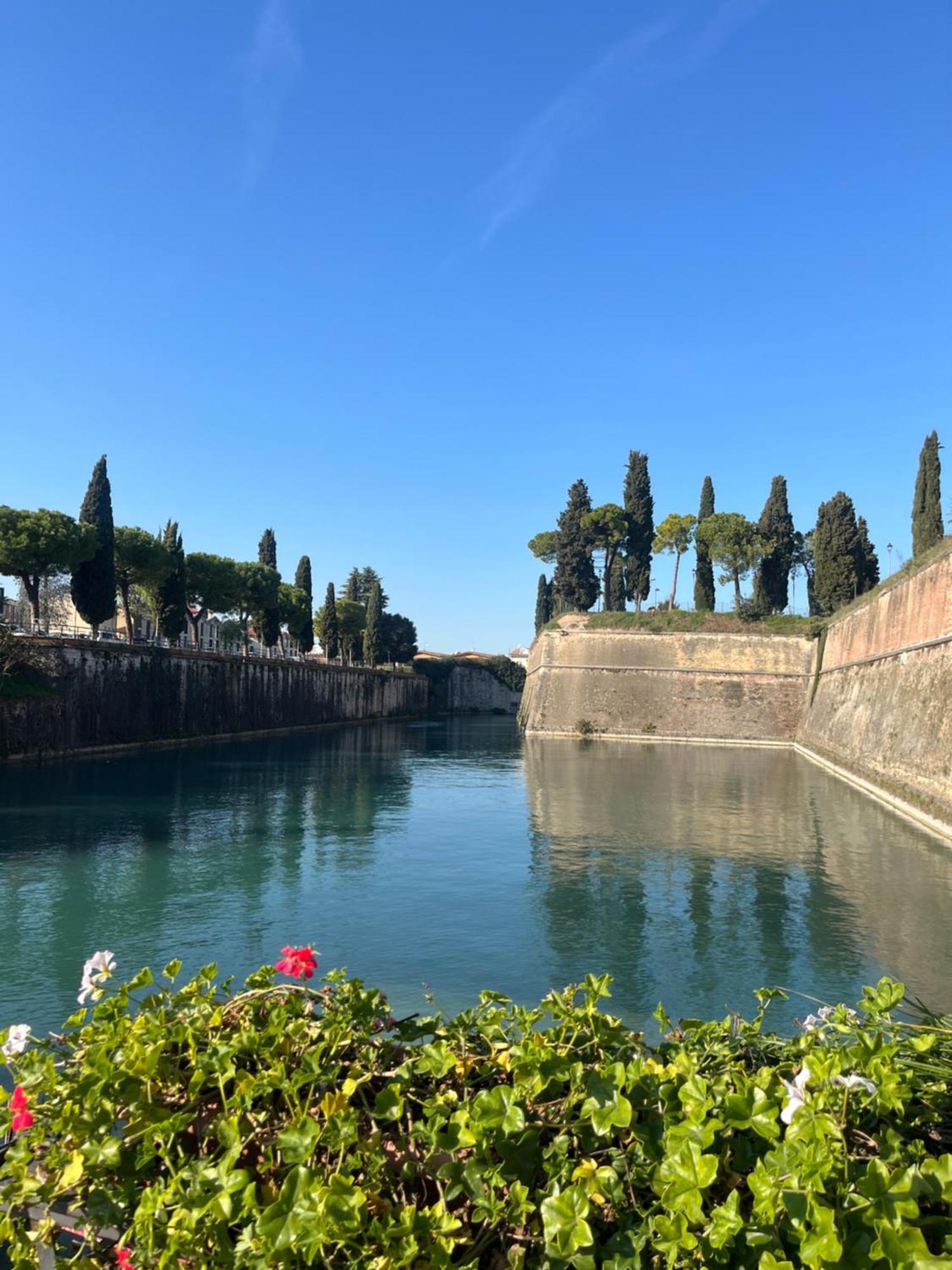 Garda Art&Lake Peschiera del Garda Exterior foto